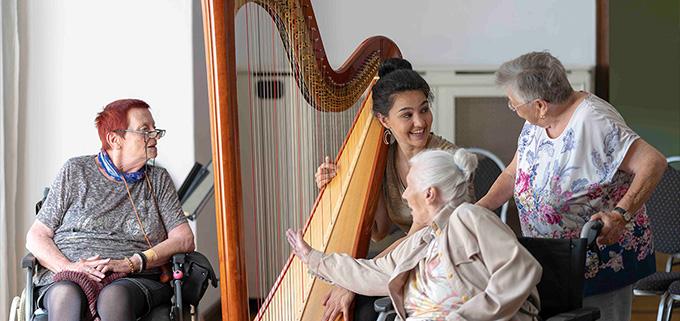 Flughafen Frankfurt Service Für ältere Menschen
